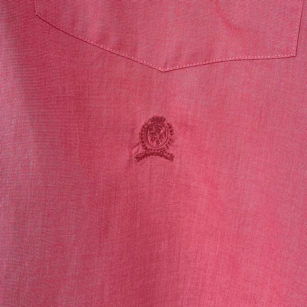 Tommy Hilfiger Classic Button Up Size L - Picture 5 of 6